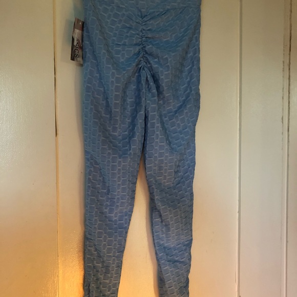 New with tags Leggings - Picture 2 of 6